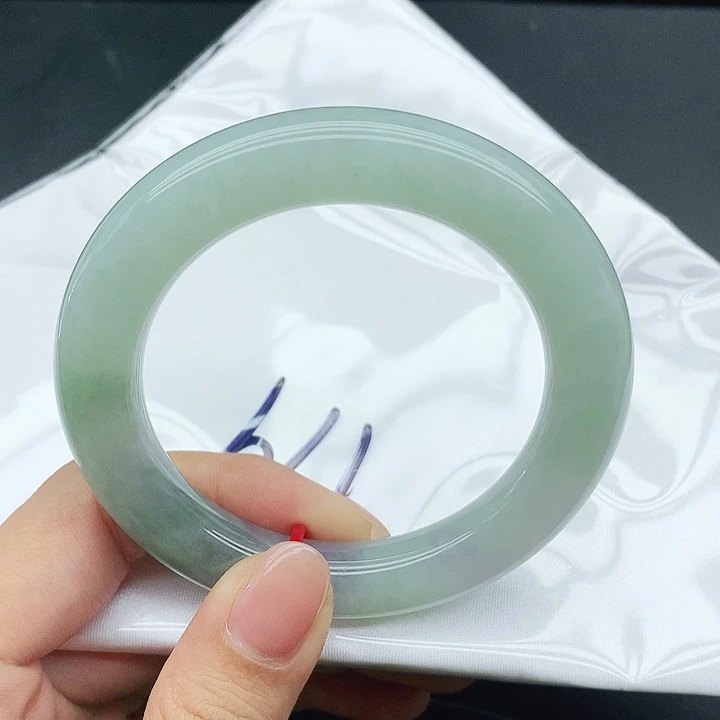 未镶嵌手镯翡翠179