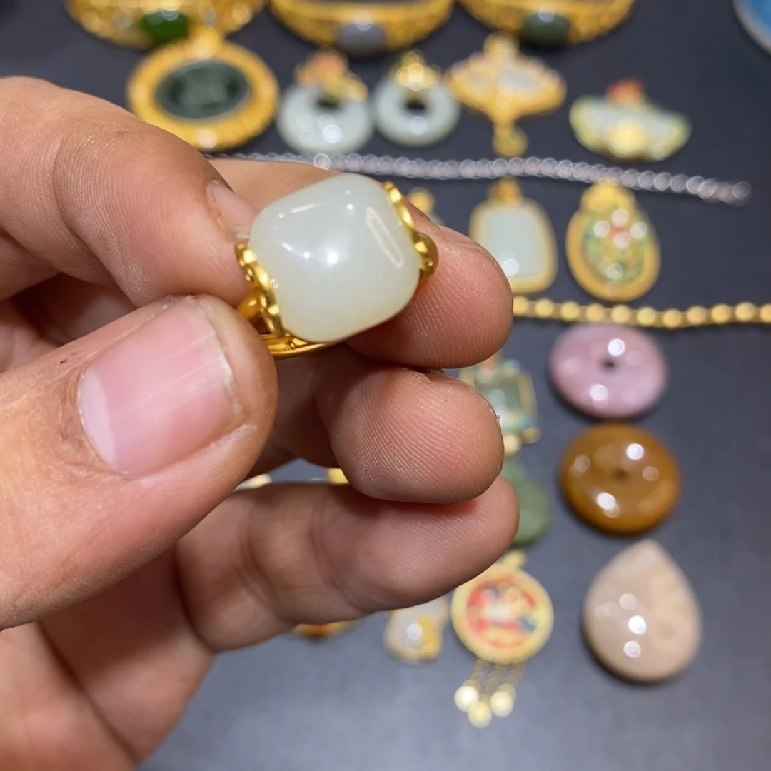 和田玉戒指银S925镀金镶嵌为****1