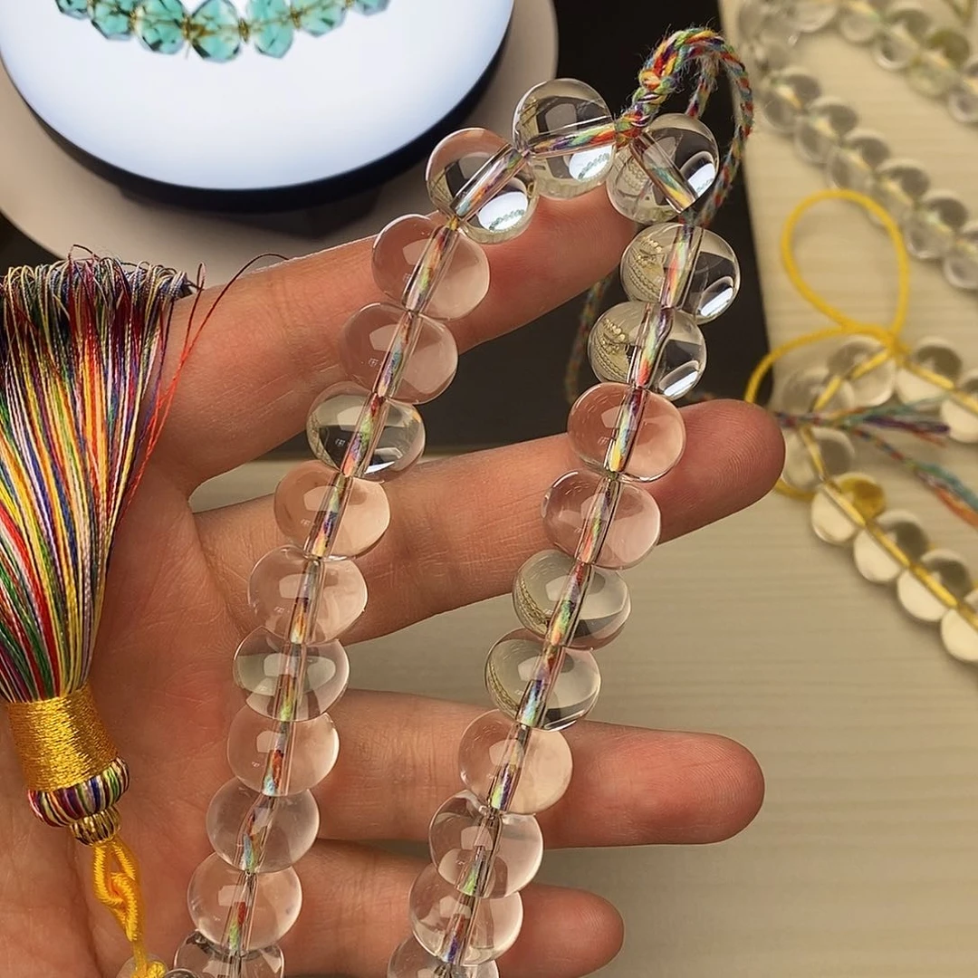 水晶手串未镶嵌心*手持