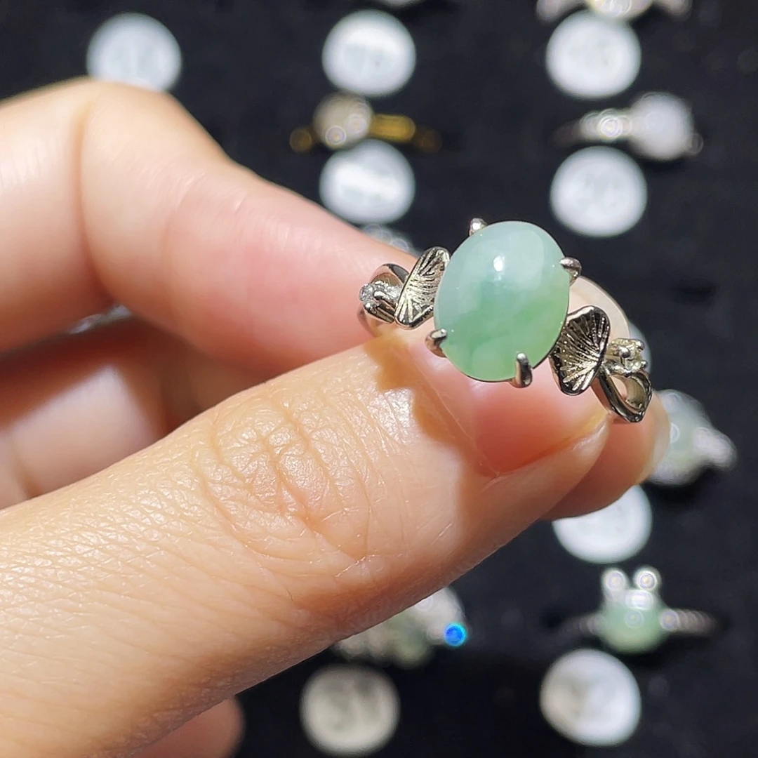 翡翠未镶嵌戒指戒指