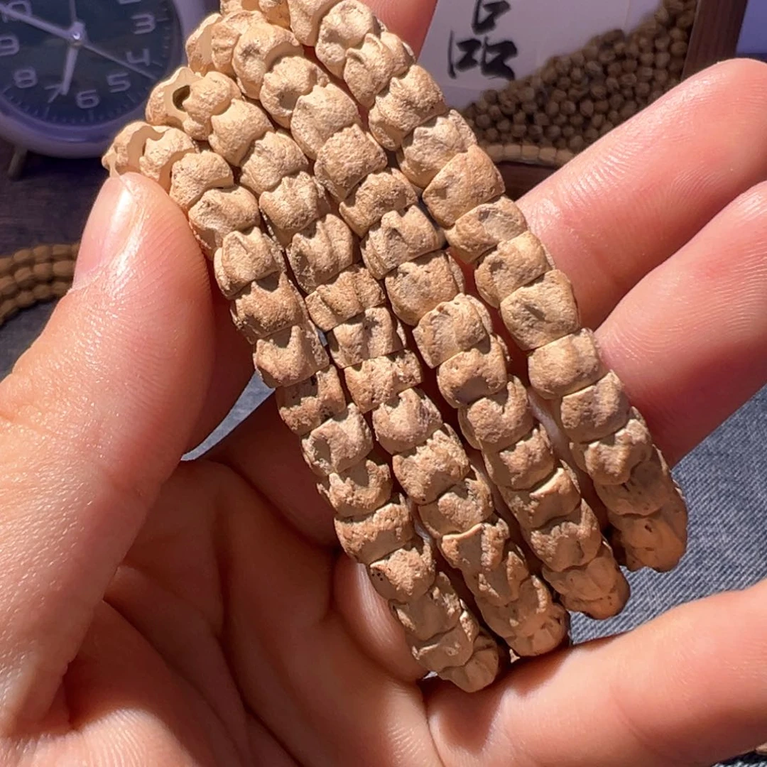 柏香籽/百香籽吊坠李*