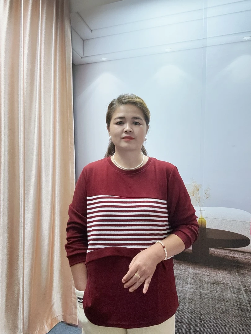 秋季女款新款宽松型圆领常规款大码T恤时尚通勤风长袖拼接上衣