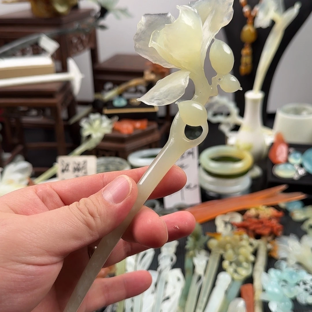 蛇纹石玉未镶嵌发饰