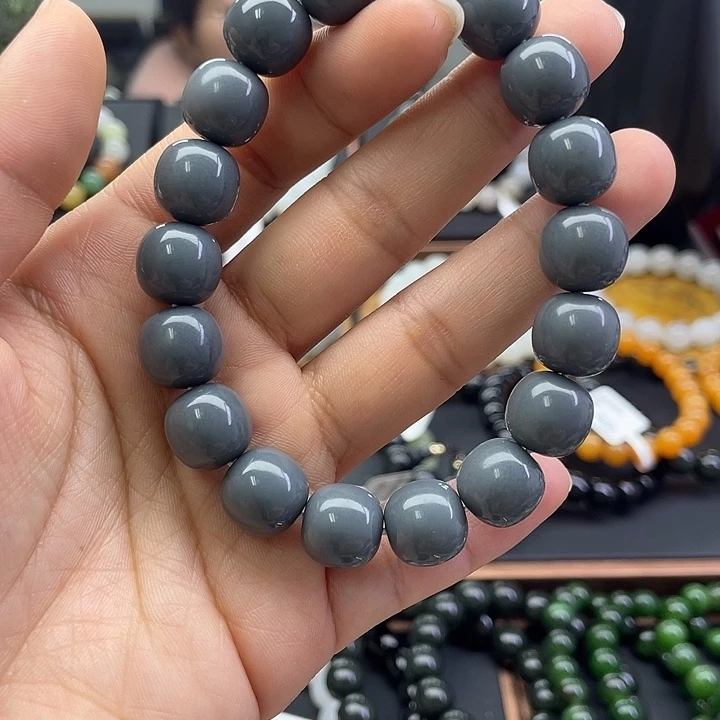 和田玉未镶嵌手串