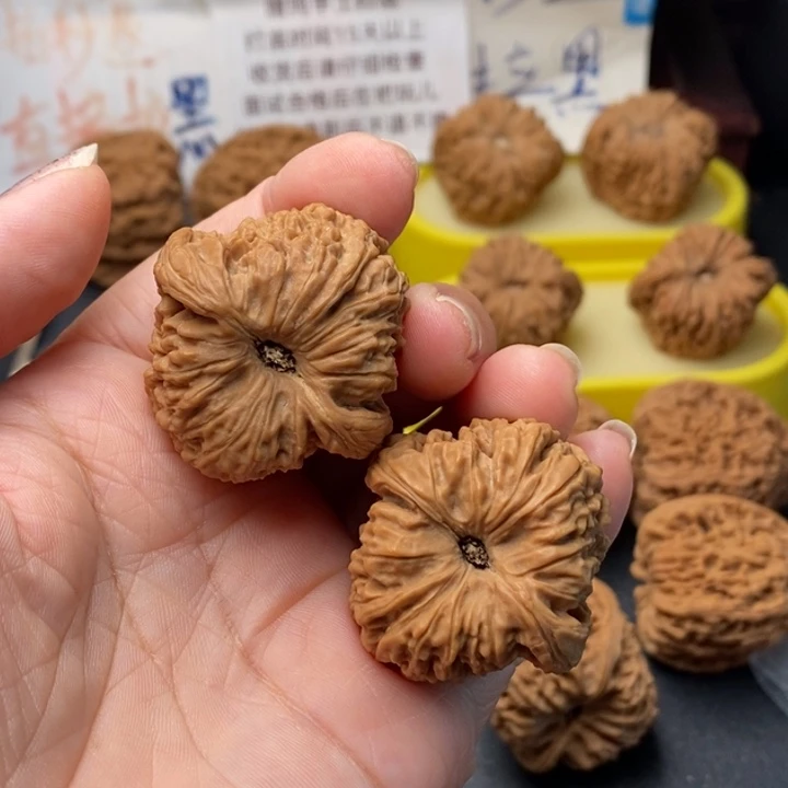 文玩核桃吊坠拉丝酒杯凹底小高炮36尺0870