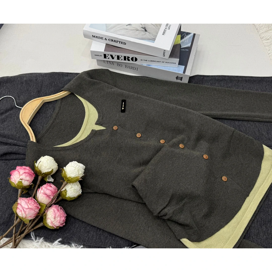 【绿色假两件】早秋新款百搭显瘦针织衫QC2352