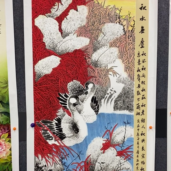 手绘作品等多种形式进行