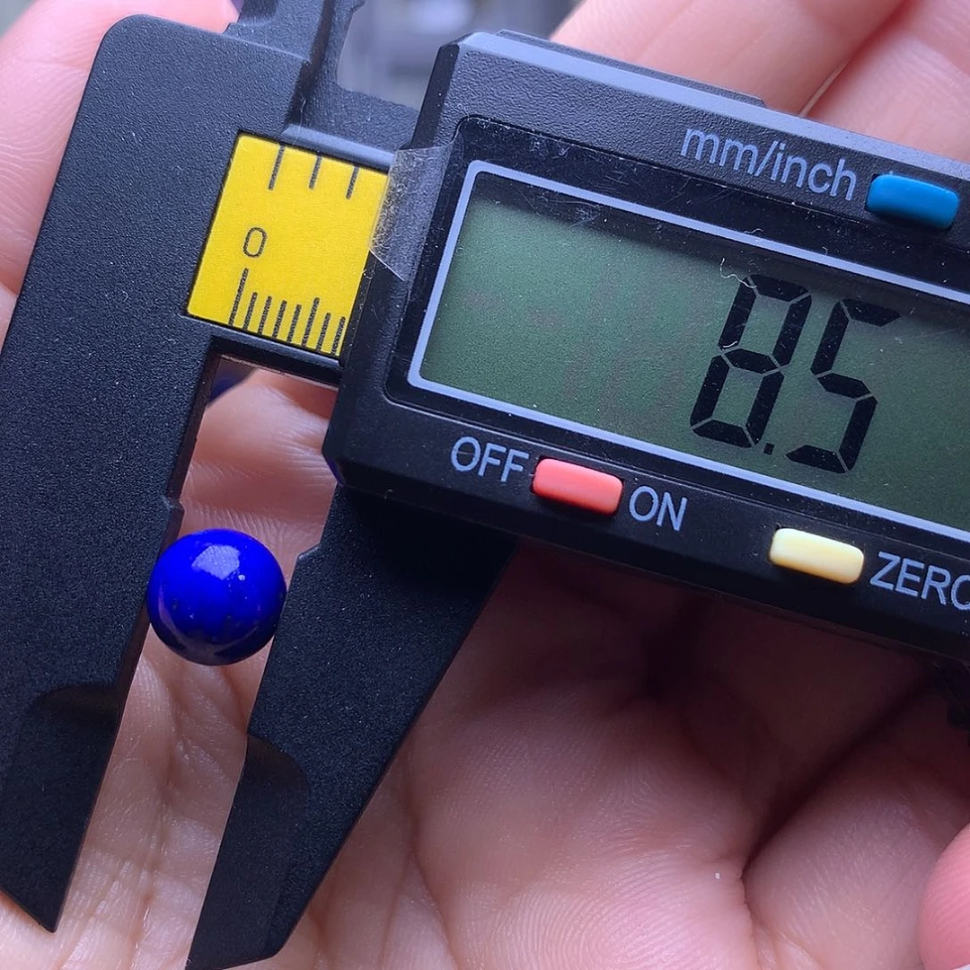 Z***着未镶嵌青金石8.5m单珠