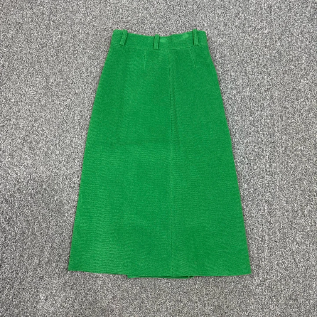99新 Balenciaga/巴黎世家 16972222 nz 绿色长裙 36码99新