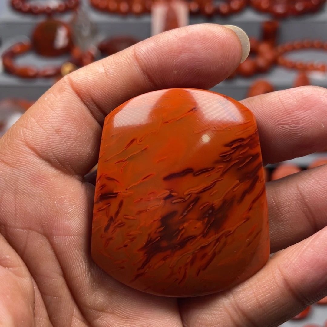 南红玛瑙未镶嵌珠宝奇石吊坠