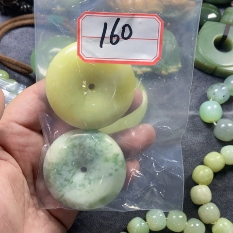 未镶嵌蛇纹石玉手链