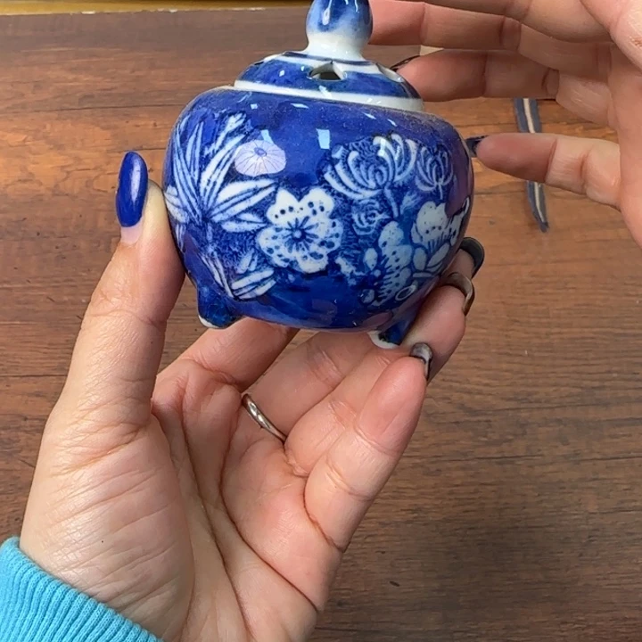 一个陶瓷物件哈哈哈哈