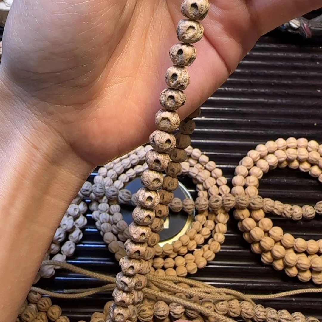 柏香籽/百香籽吊坠不**你