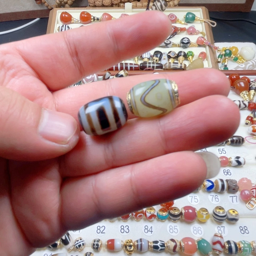 D***J玛瑙/玉髓未镶嵌单颗