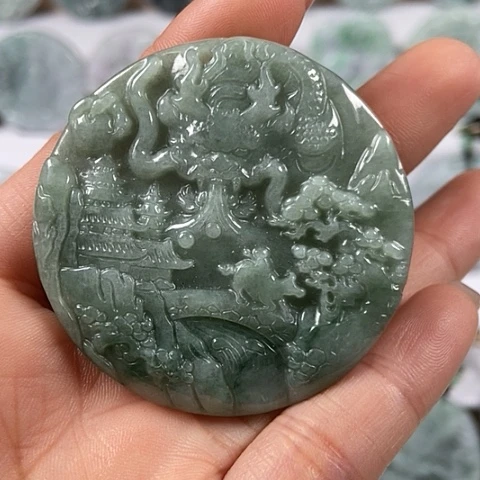 翡翠颈饰未镶嵌龙行天下福利