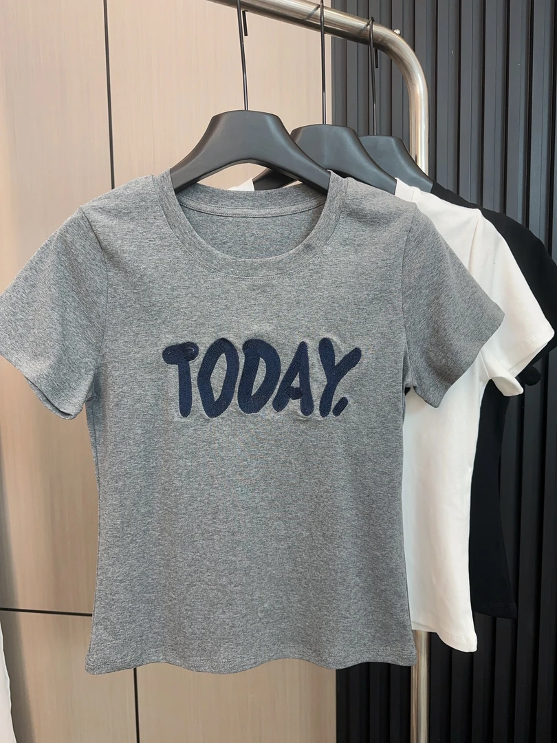 【刺绣字母】2025夏季小众设计正肩圆领字母刺绣短袖显瘦百搭女T恤
