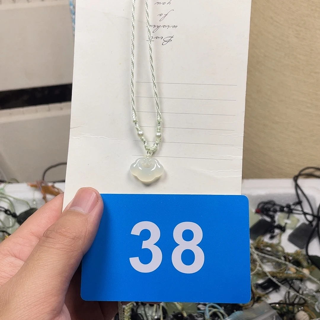 蛇纹石玉合金颈饰