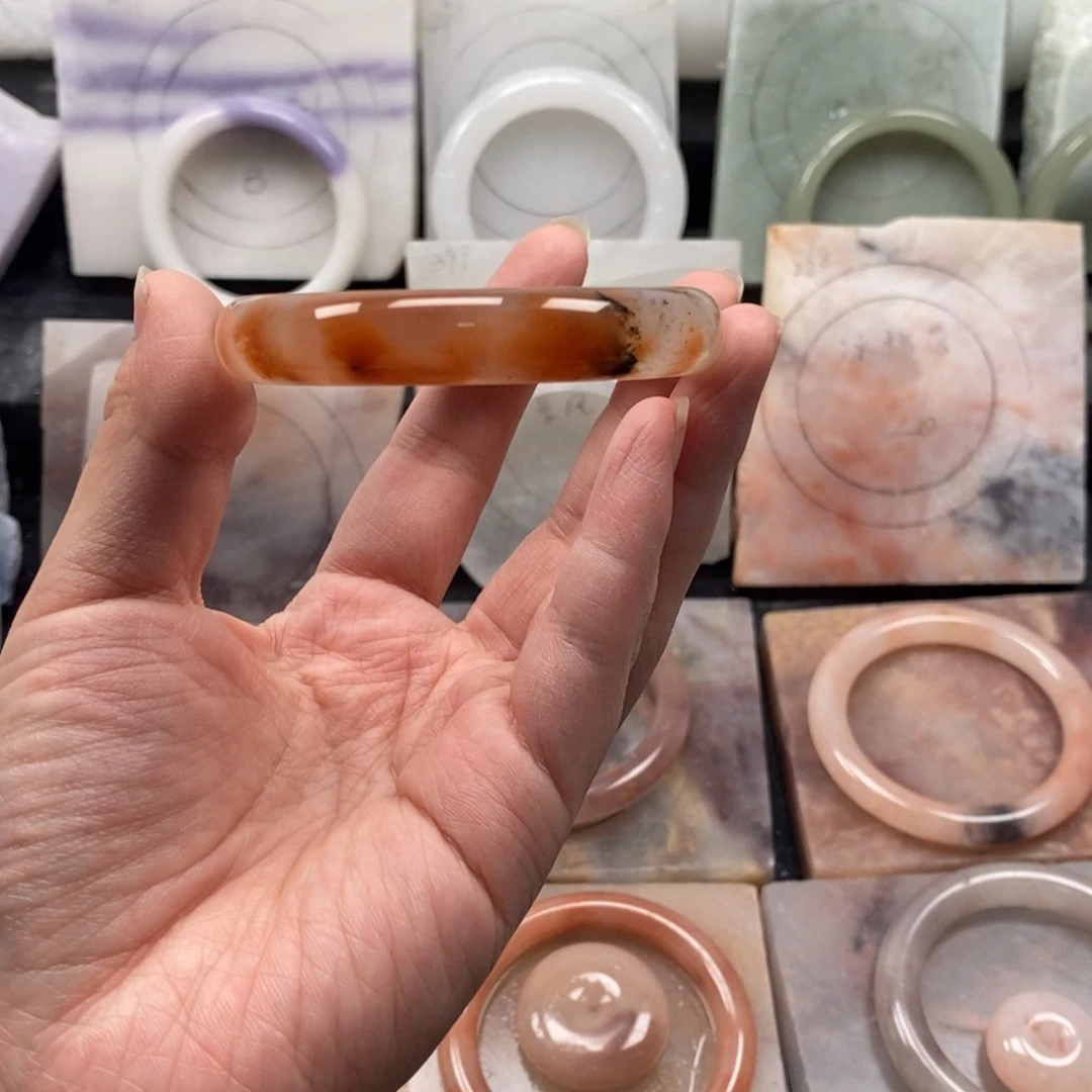 石英质玉未镶嵌手镯55圈口