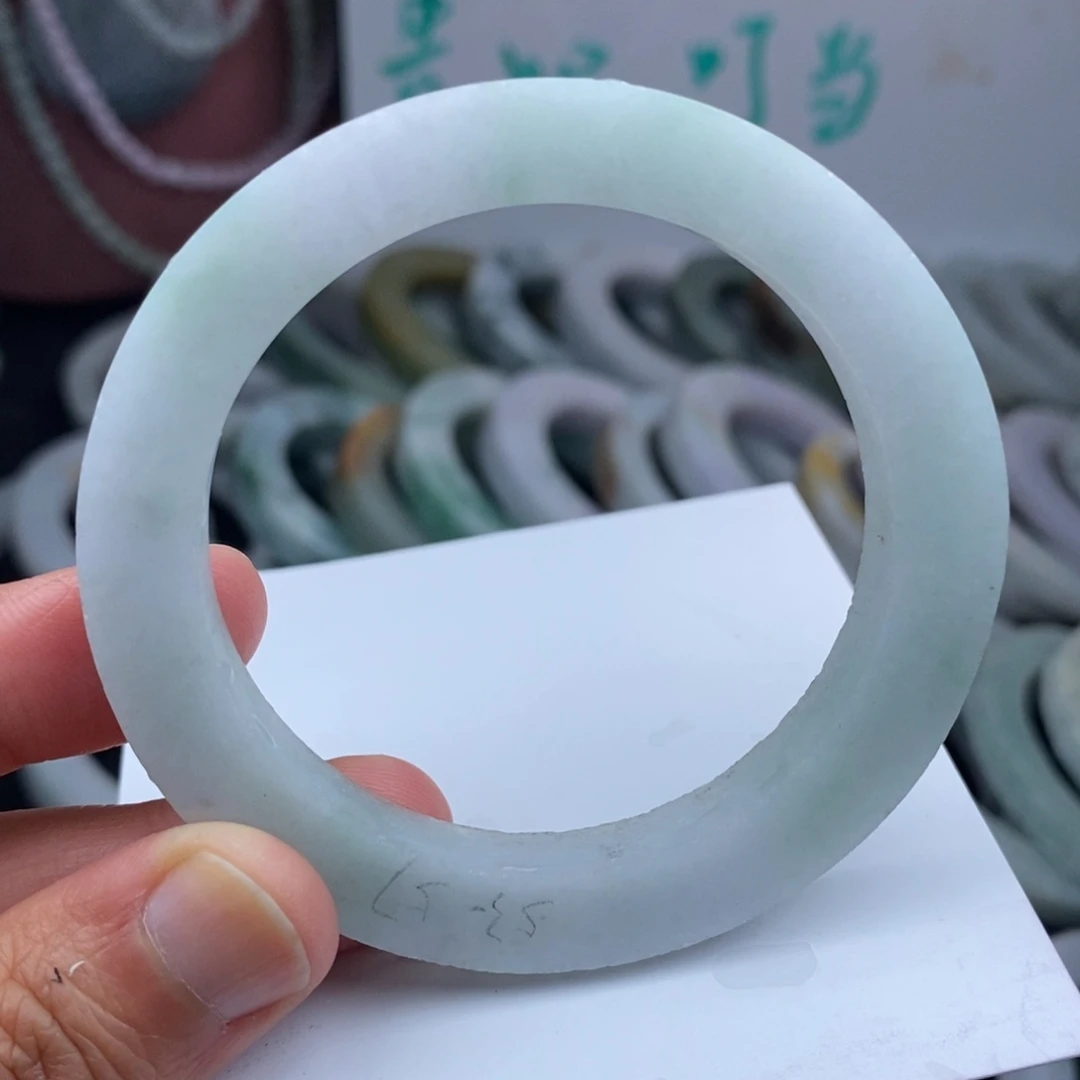 定制翡翠圆条未镶嵌