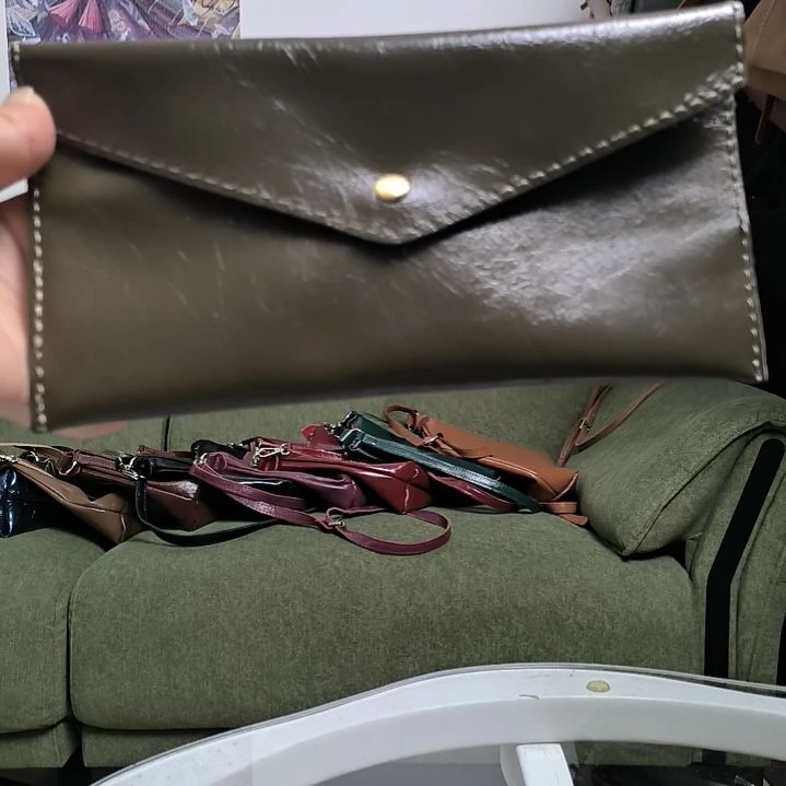 犏牛皮（革）头层牛皮真皮包