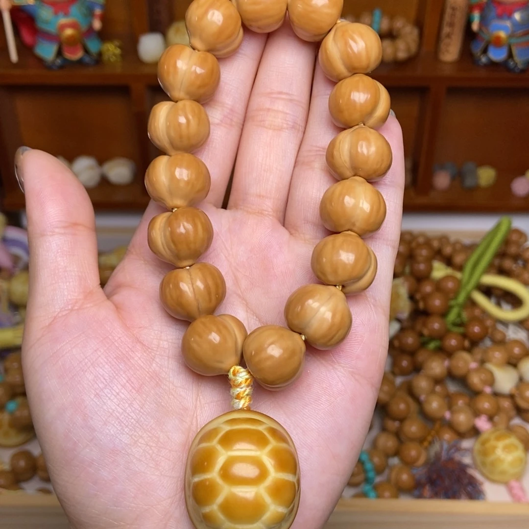 吊坠猴头核桃富甲屁桃手持