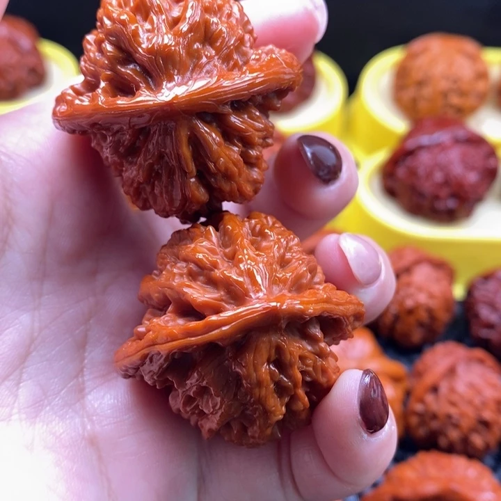 吊坠文玩核桃麦穗虎头