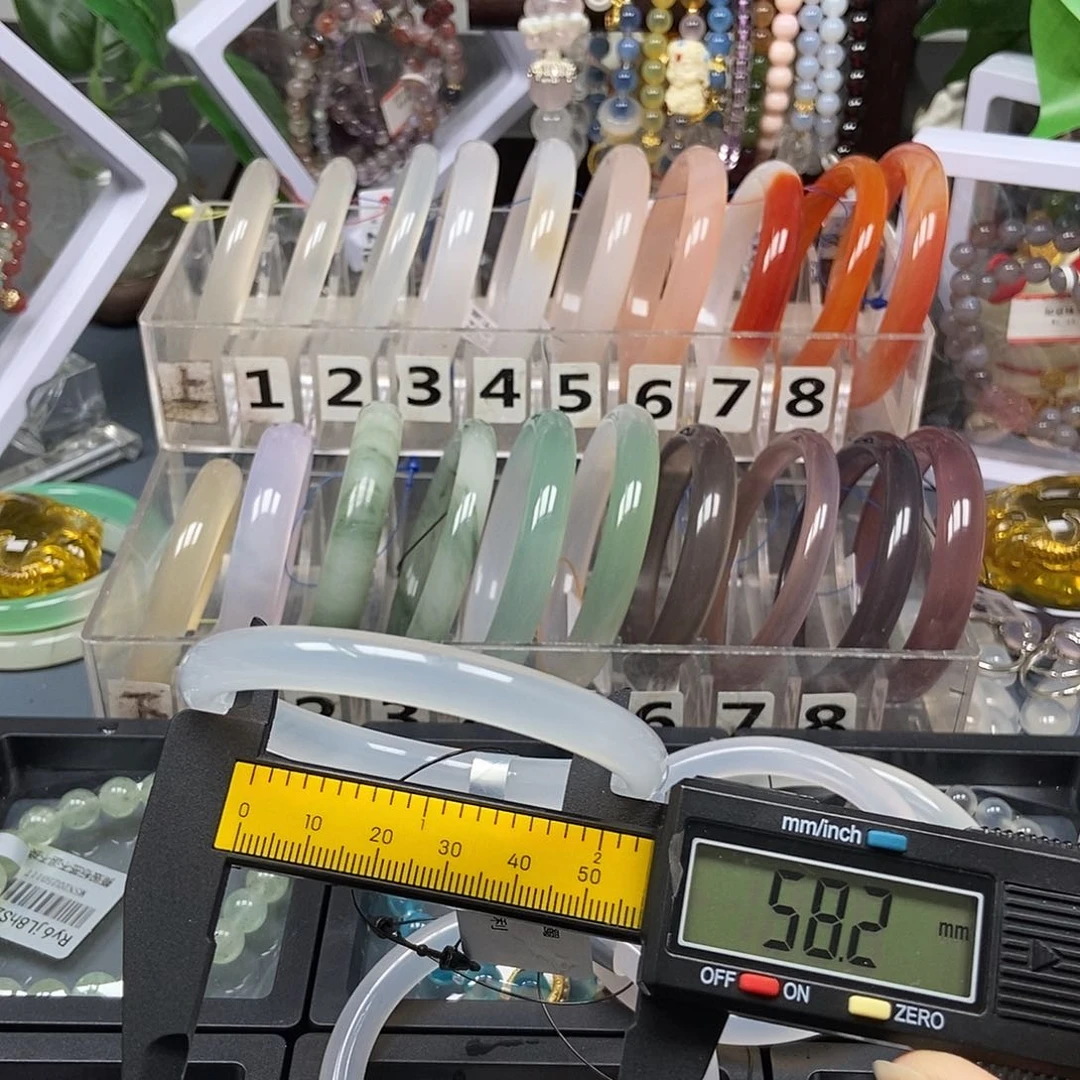 玛瑙/玉髓手镯未镶嵌3