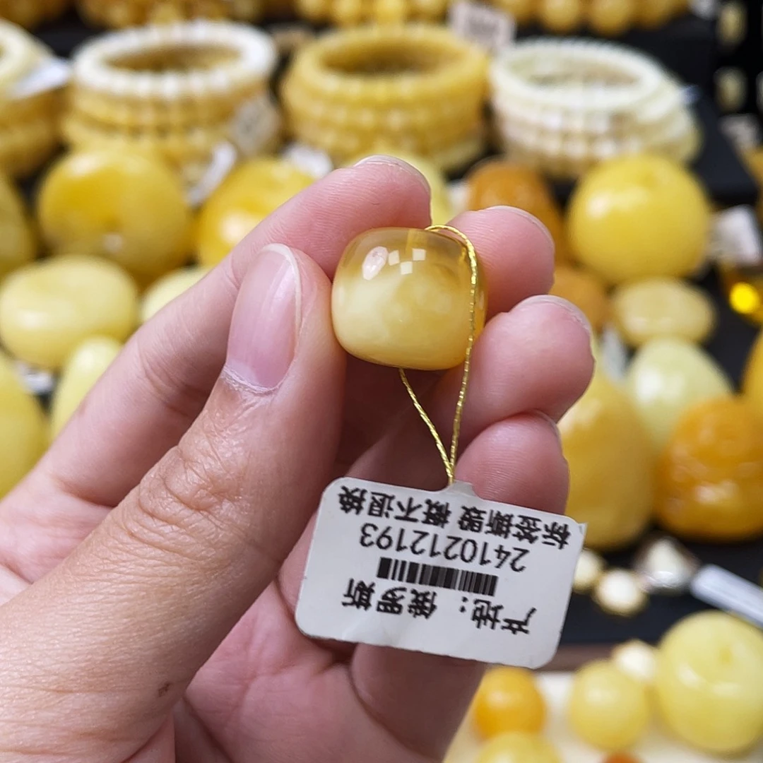 琥珀未镶嵌珠宝奇石15mm