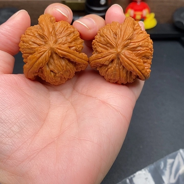 一***年把件文玩核桃白奔