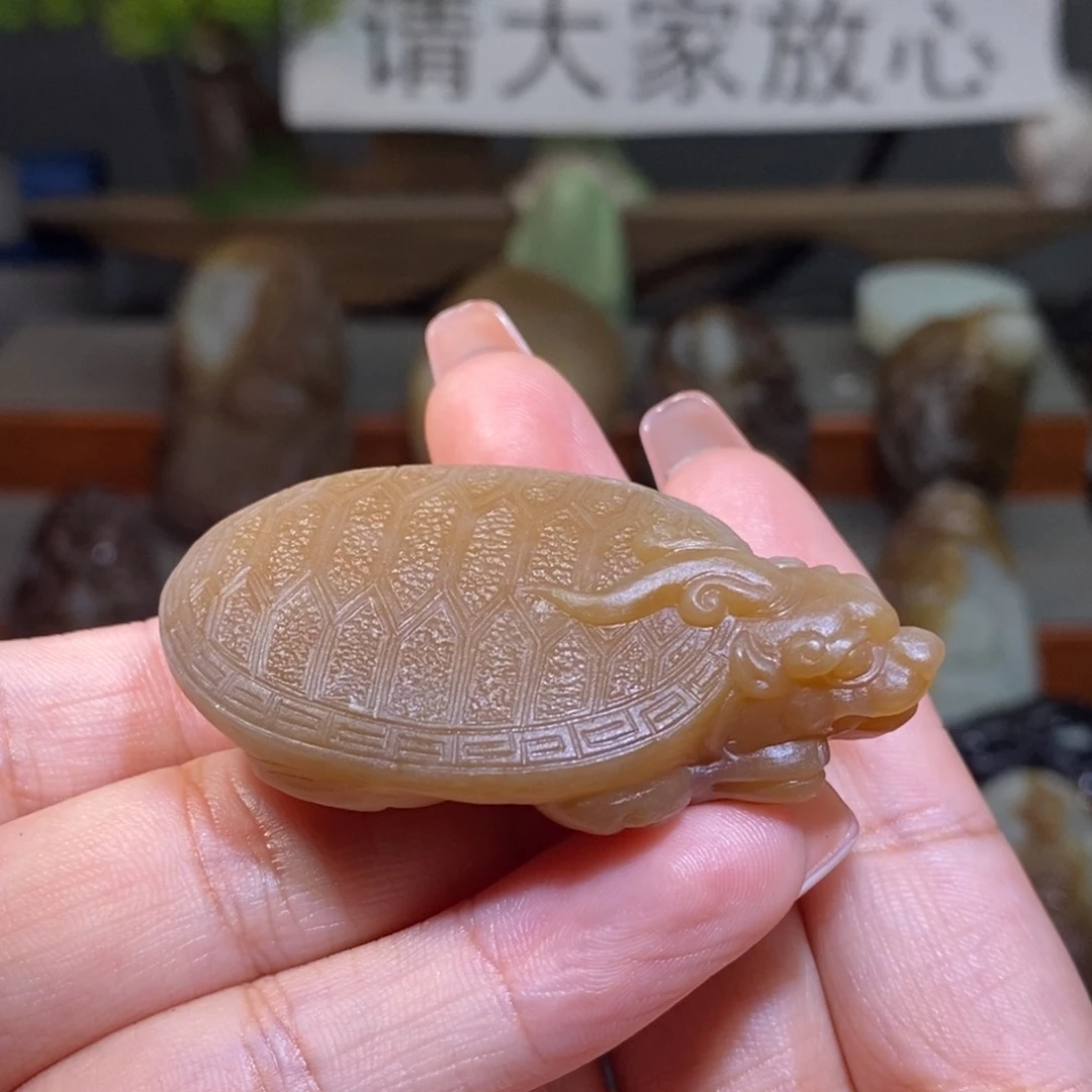定制和田玉且末糖龙龟