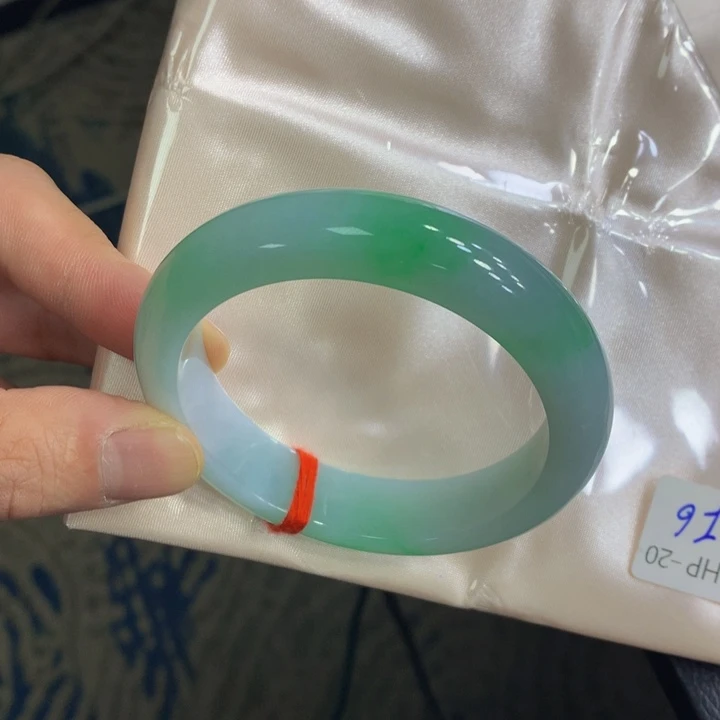 未镶嵌手镯翡翠翡翠