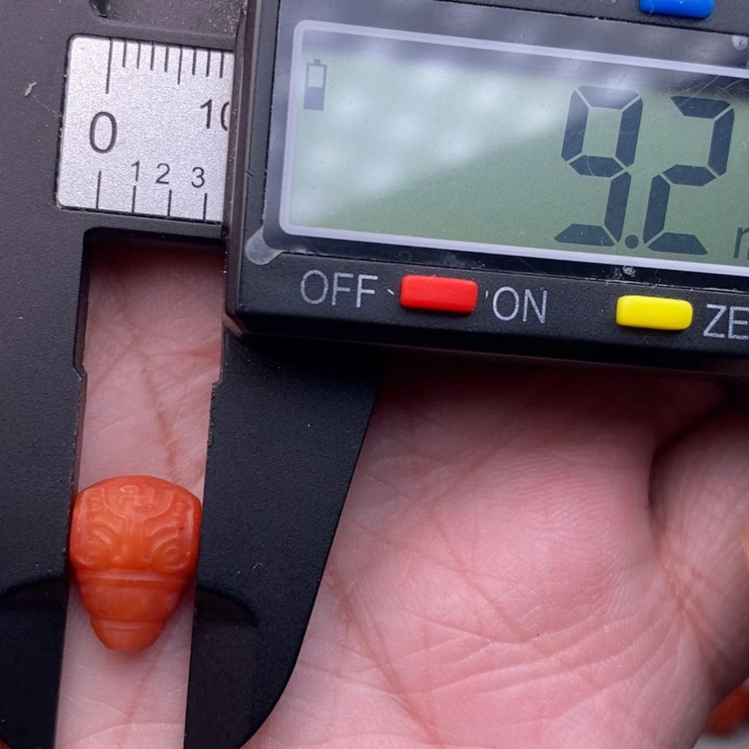 南红玛瑙配饰未镶嵌