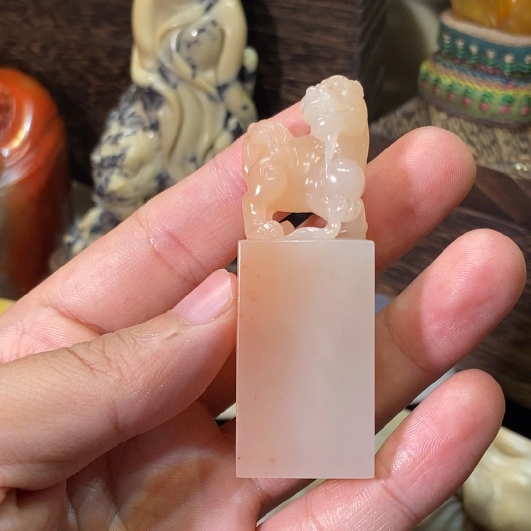 寿山石印石獭*开