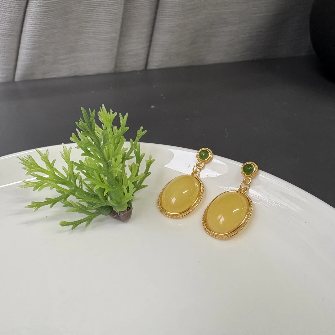 蜜蜡碧玉S925银耳坠约10*14mm