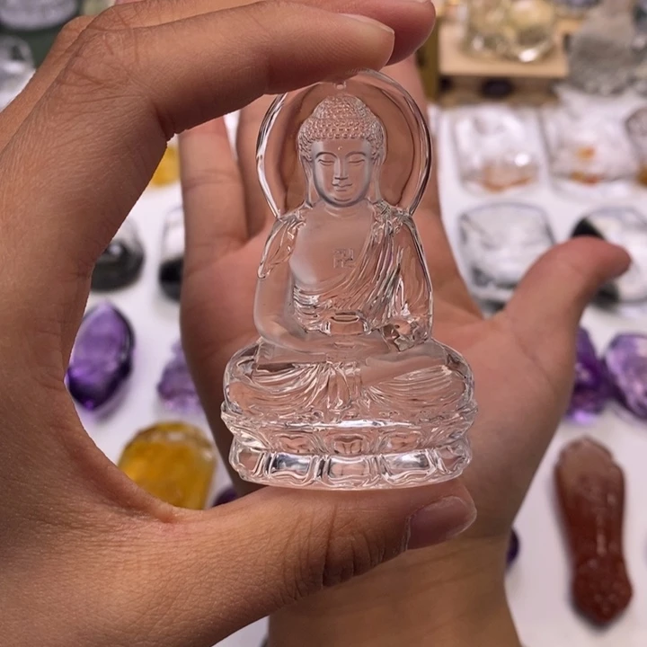 五***哥未镶嵌颈饰水晶定制