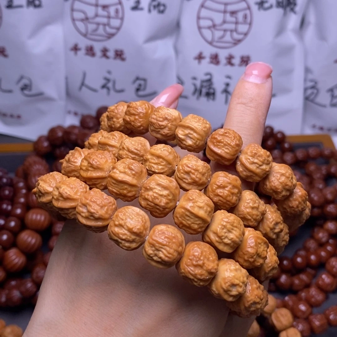 猴头核桃手串蛤蟆头