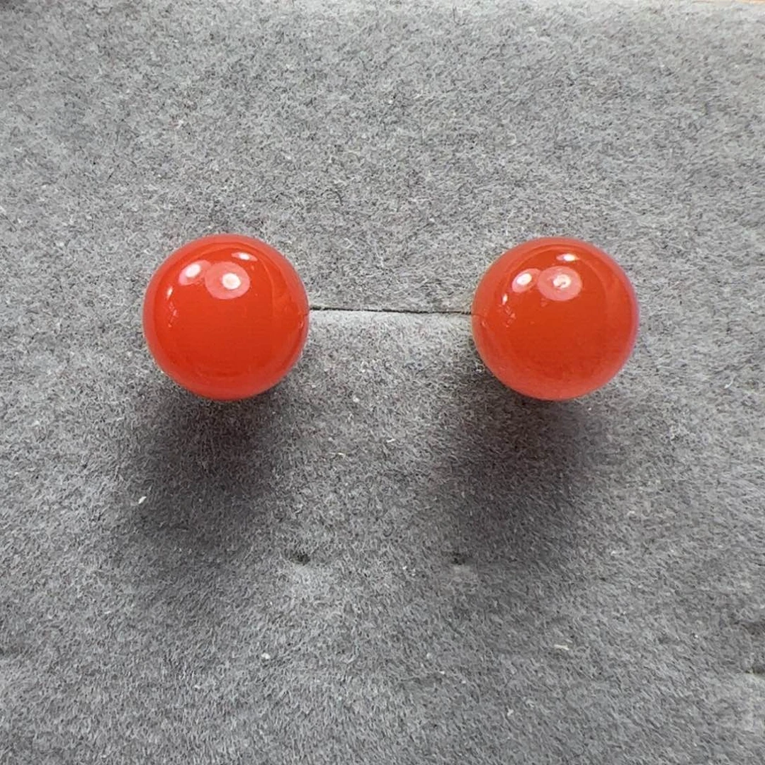 18K金镶嵌吊坠南红玛瑙