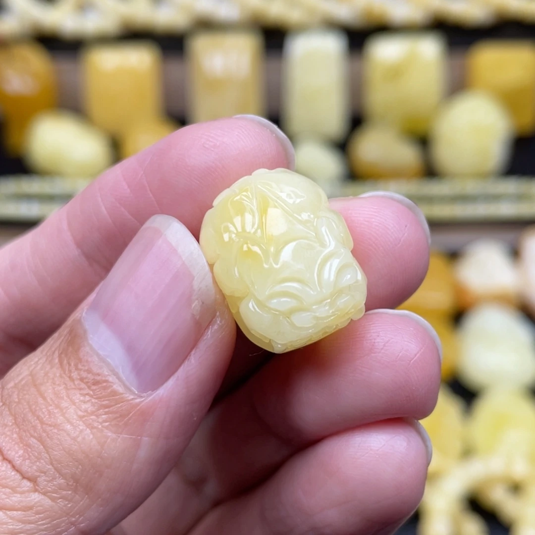 琥珀未镶嵌裸石琥珀蜜蜡