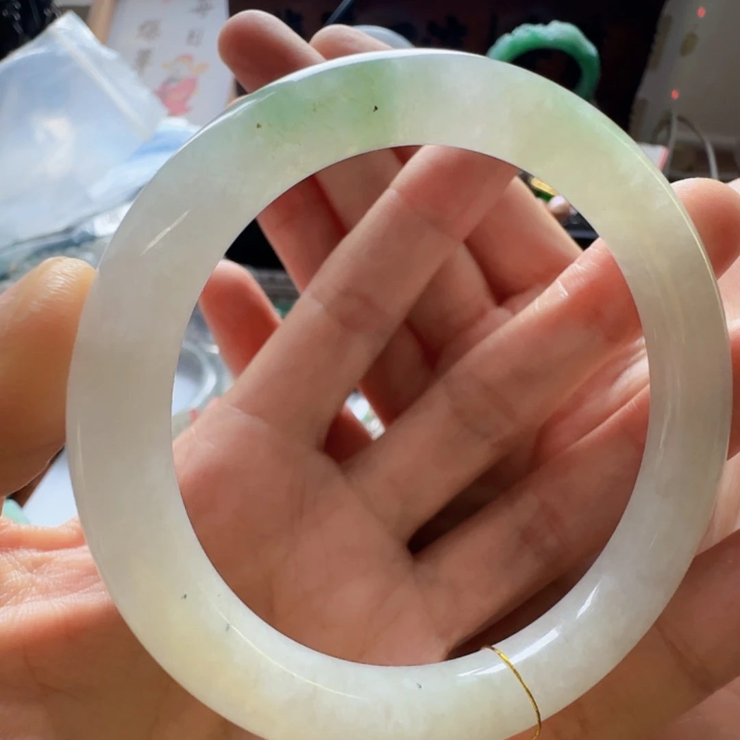 飞***儿翡翠未镶嵌手镯翡翠1200