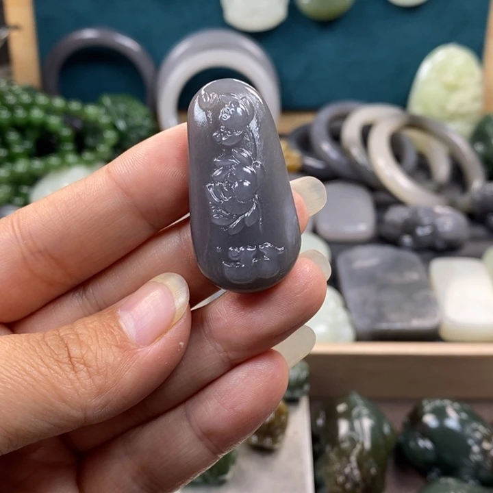 和田玉颈饰未镶嵌用****1