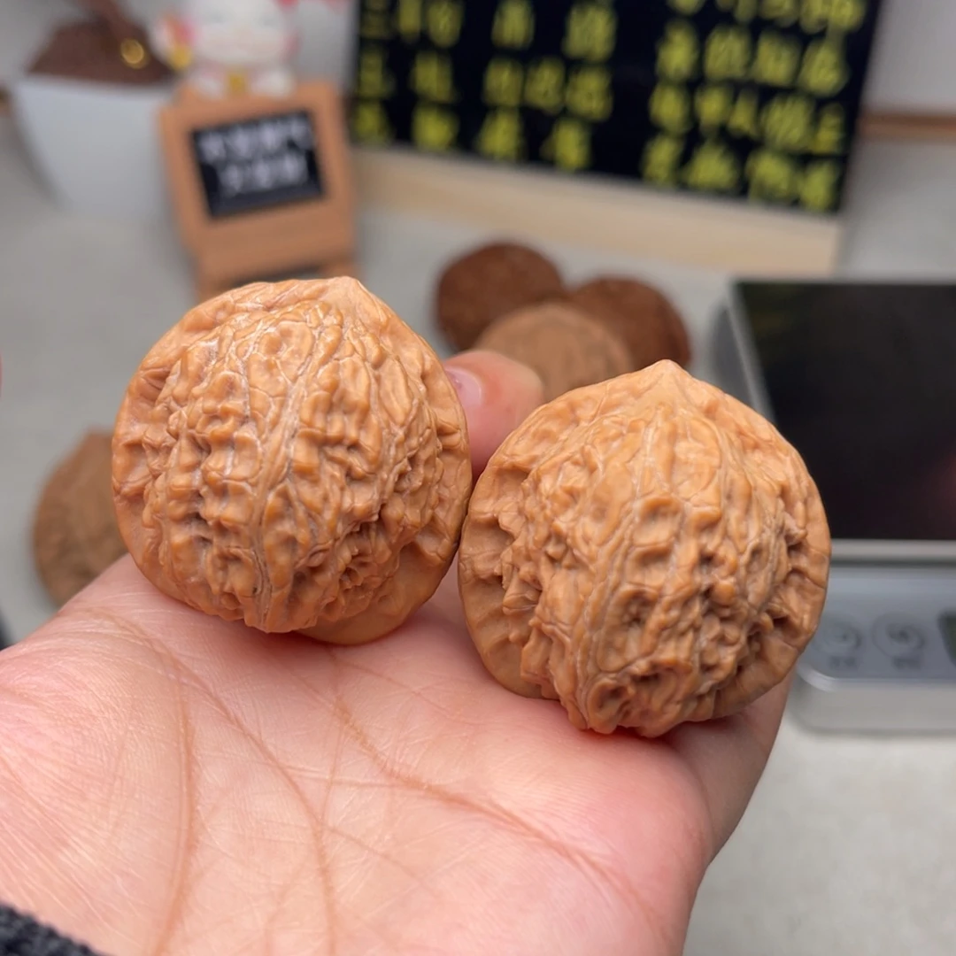 文玩核桃把件罗家沟