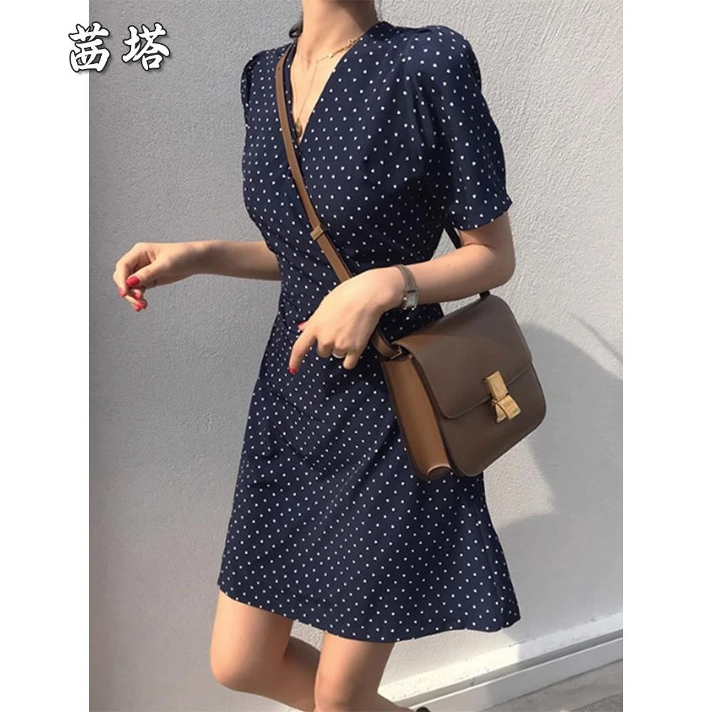 2025夏季新款法式复古收腰显瘦v领波点连衣裙女小个子气质A字短裙
