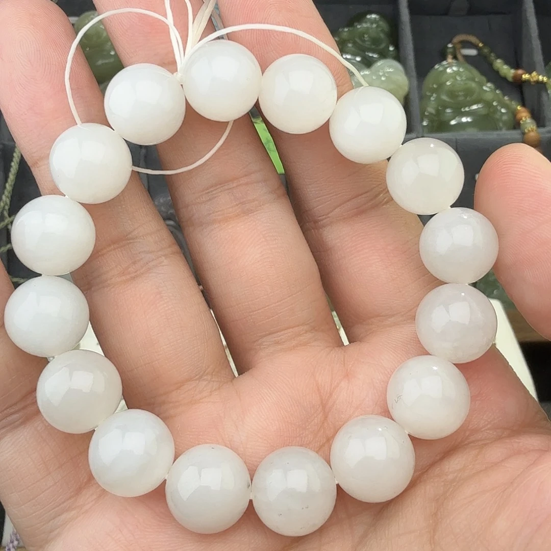 和田玉未镶嵌颈饰卡12sc