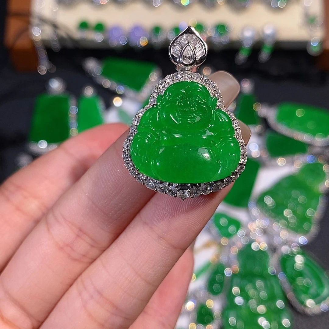 翡翠足金镶嵌吊坠(不含链)
