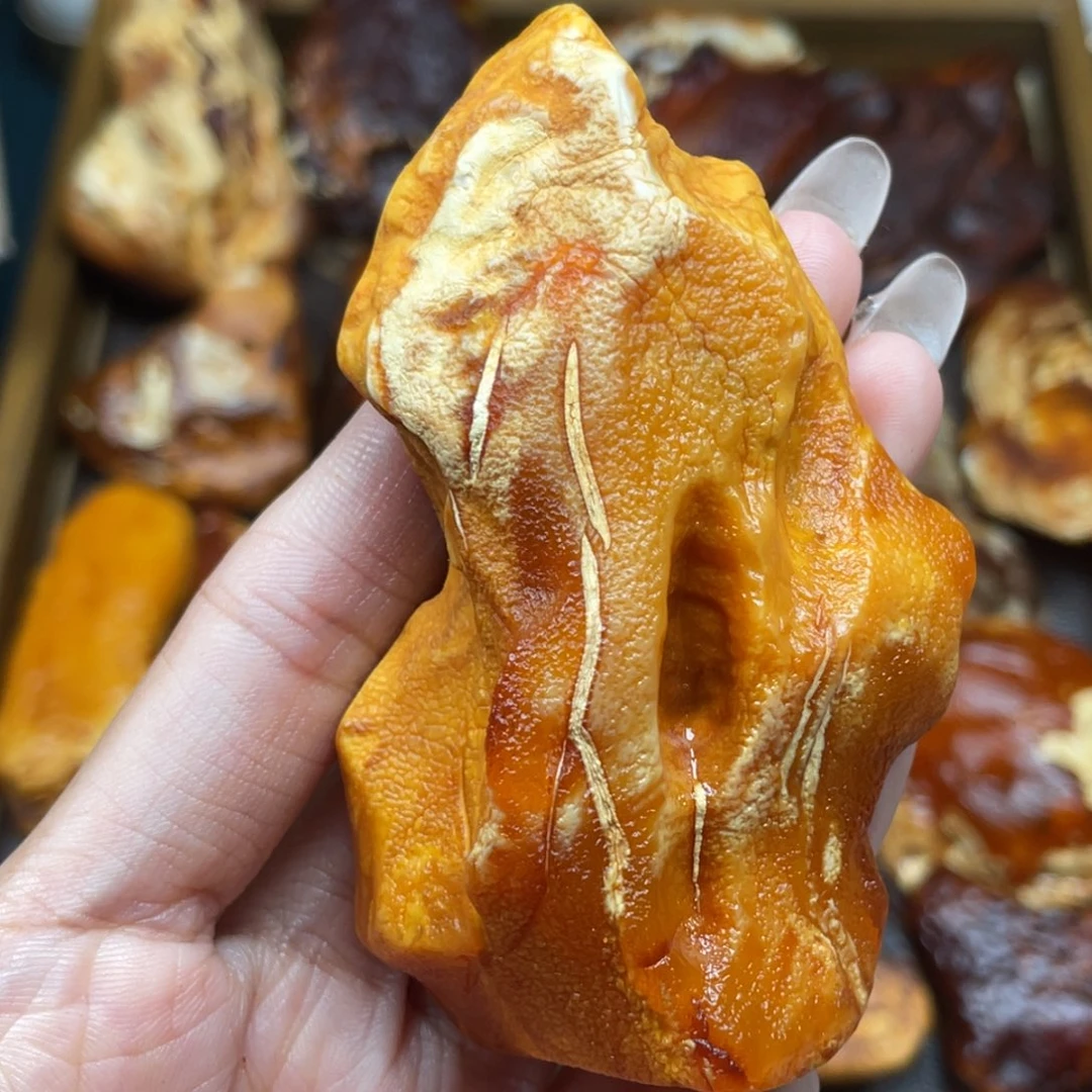 琥珀未镶嵌珠宝奇石