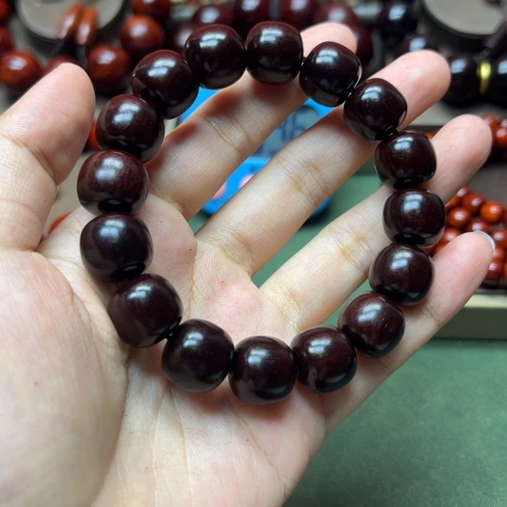 ペ***度木小叶紫檀手工艺