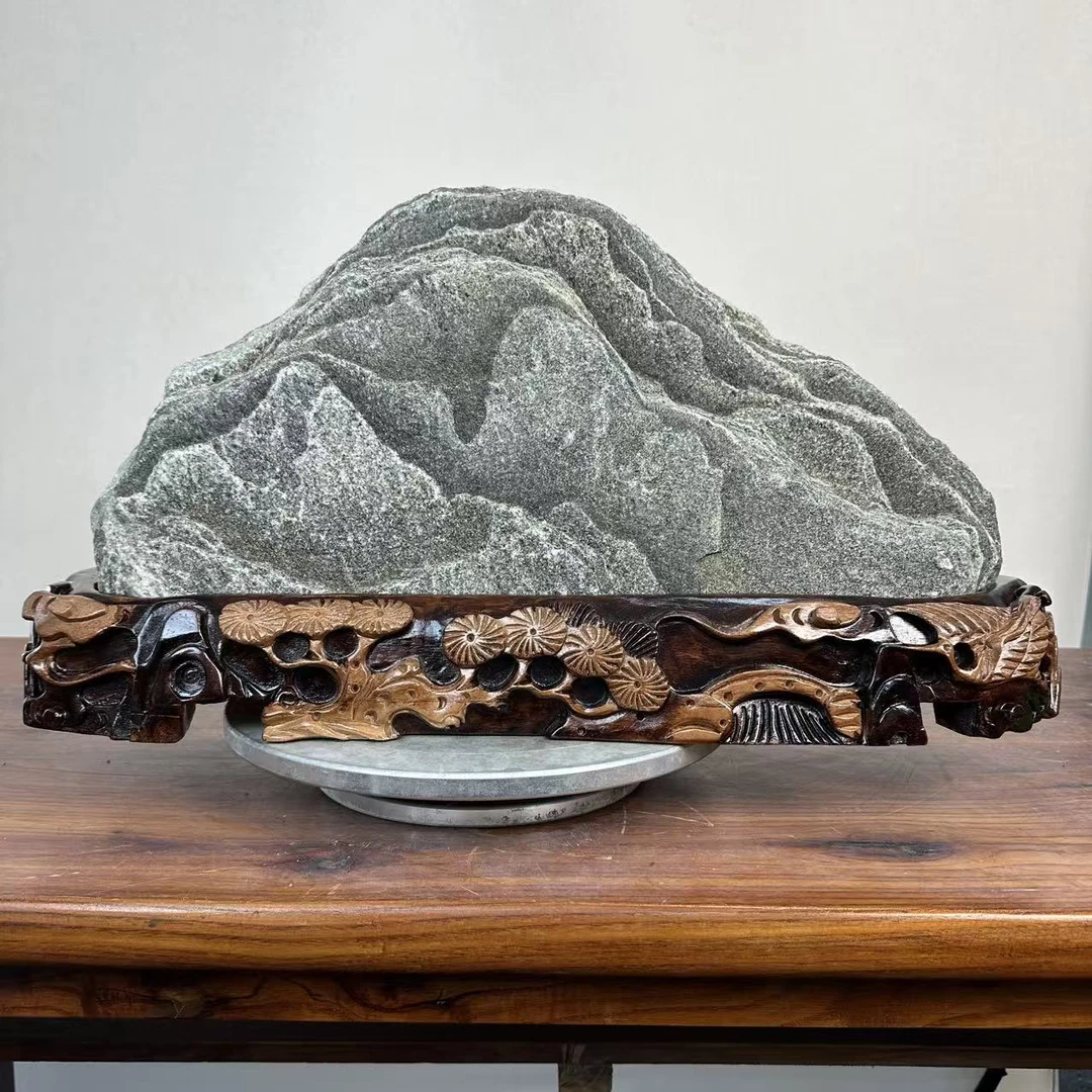 《秀丽山川》，尺寸：长60*高31*厚18cm，重量43斤。室内摆件