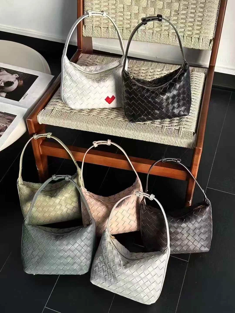 【饭盒包】羊皮材质 纯手工编织 可手拎可腋下 轻巧时尚