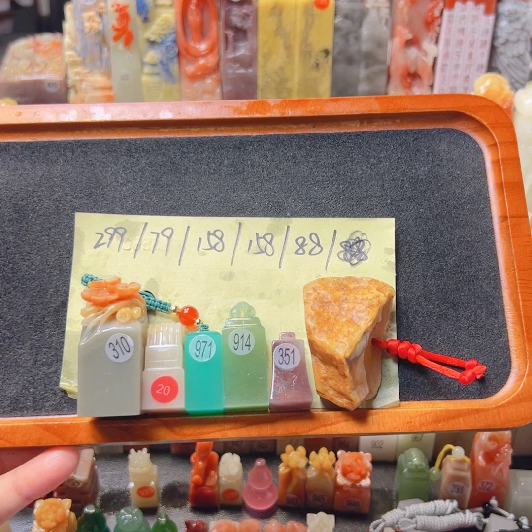 易***坤包手工刻字包刻字