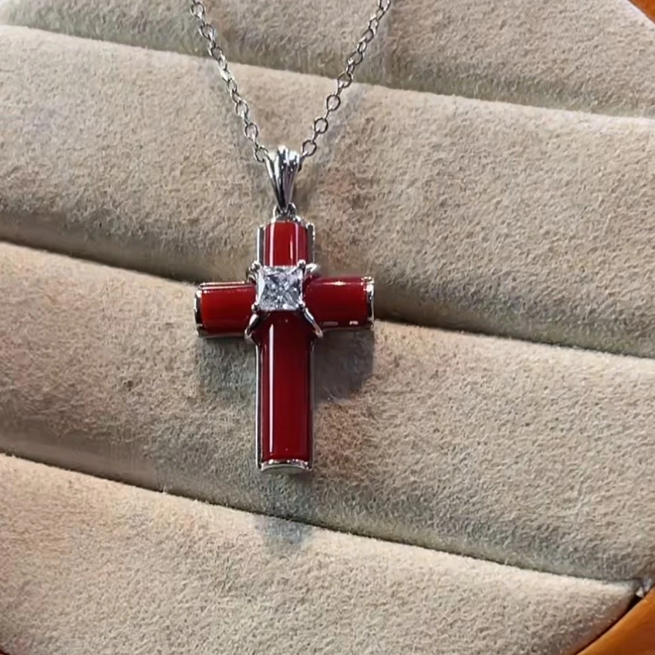 天然宝石红珊瑚吊坠